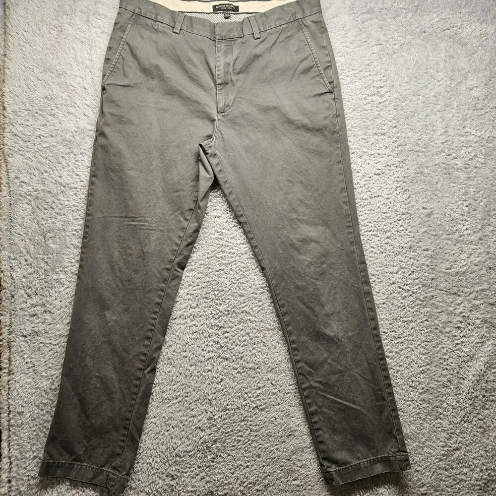 Banana Republic Gray Aiden Chino Mens Size 33x32 Classic Preppy